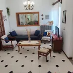 Eretria Vacation House * Eretria (Evia)